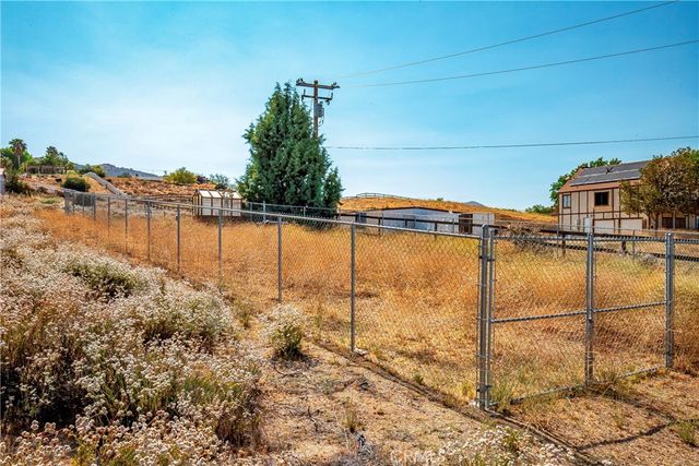 32117 42nd Street W, Acton, CA 93510
