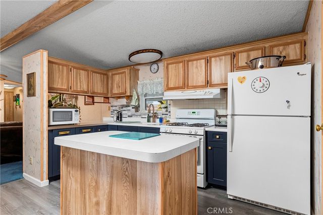 32117 42nd Street W, Acton, CA 93510