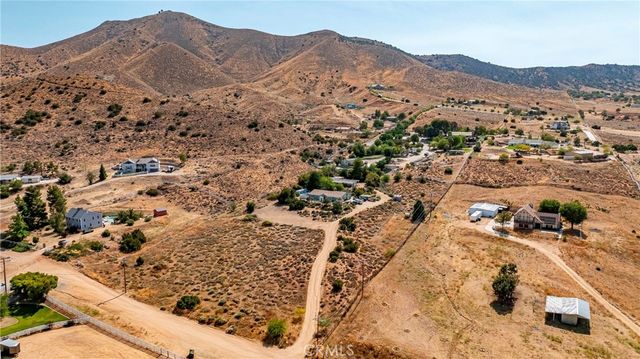 32117 42nd Street W, Acton, CA 93510