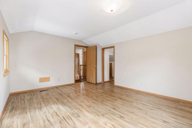 15776 Cedar Ridge Road, Eden Prairie, MN 55347