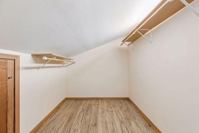 15776 Cedar Ridge Road, Eden Prairie, MN 55347