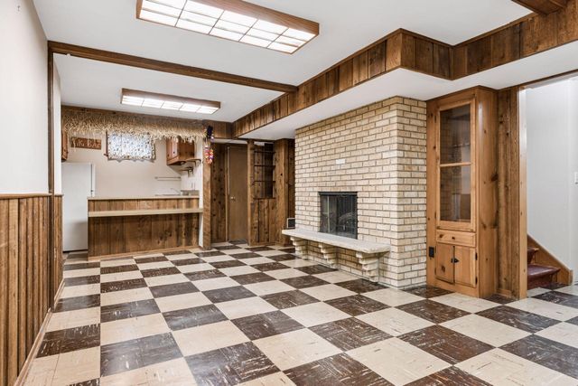 15776 Cedar Ridge Road, Eden Prairie, MN 55347