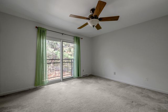 804 Turkey Foot Court 4, Lexington, KY 40502