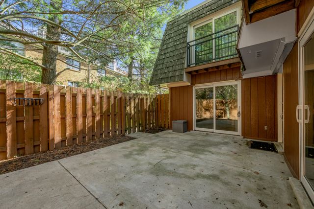 804 Turkey Foot Court 4, Lexington, KY 40502