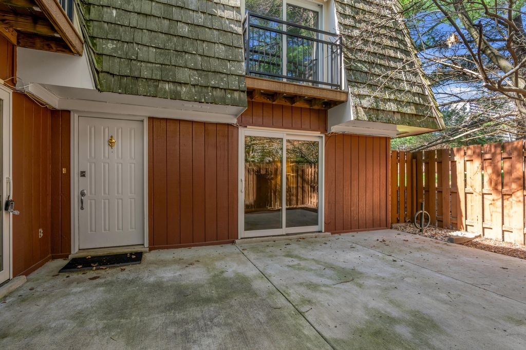 804 Turkey Foot Court 4, Lexington, KY 40502