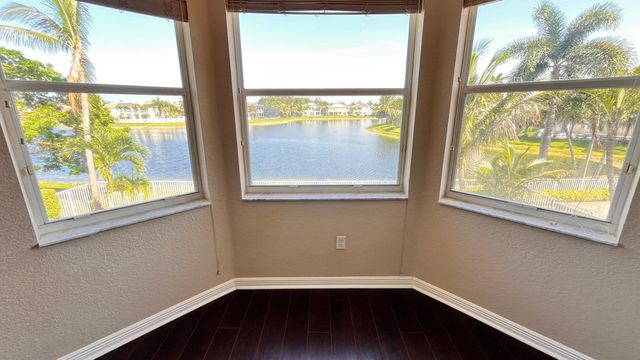 9546 Worswick Court, Wellington, FL 33414