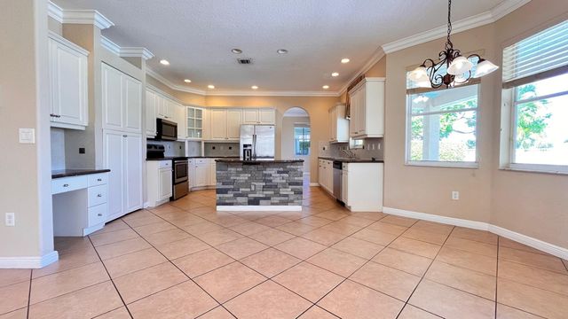 9546 Worswick Court, Wellington, FL 33414