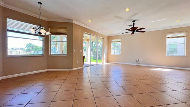 9546 Worswick Court, Wellington, FL 33414