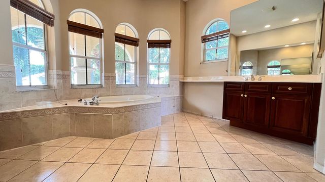 9546 Worswick Court, Wellington, FL 33414