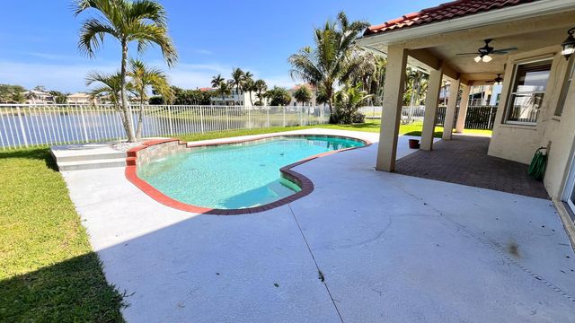 9546 Worswick Court, Wellington, FL 33414