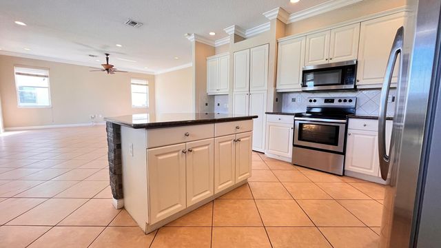 9546 Worswick Court, Wellington, FL 33414