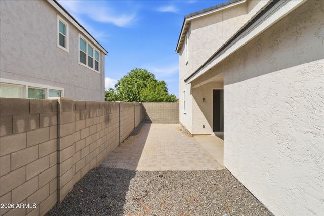 1925 W 22ND Avenue, Apache Junction, AZ 85120