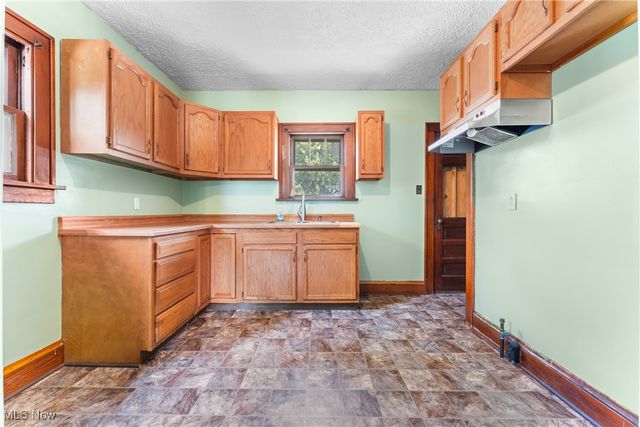 16 S State Street, Rittman, OH 44270