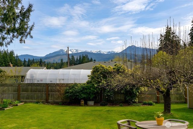 310 E Hillcrest Drive, Port Angeles, WA 98362