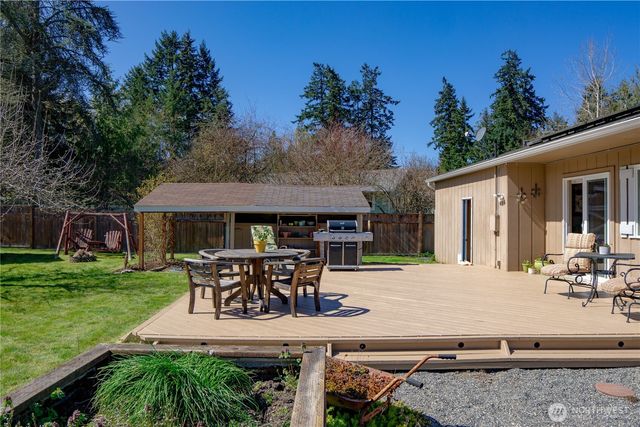 310 E Hillcrest Drive, Port Angeles, WA 98362