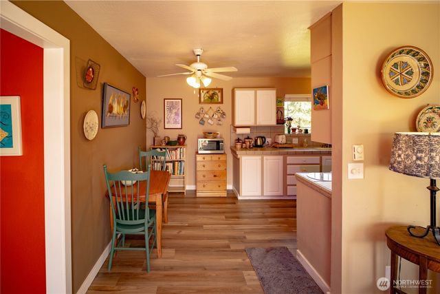 310 E Hillcrest Drive, Port Angeles, WA 98362