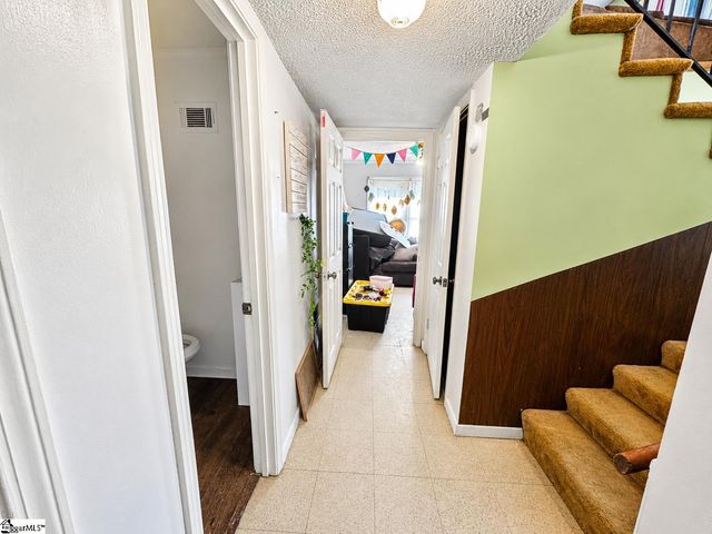 101 Agewood Drive, Simpsonville, SC 29680