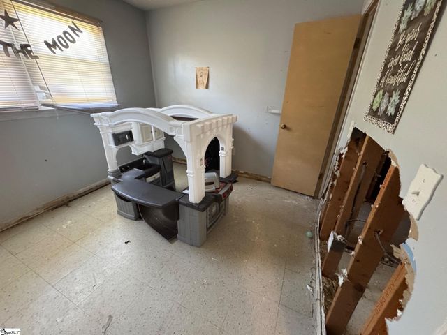 101 Agewood Drive, Simpsonville, SC 29680