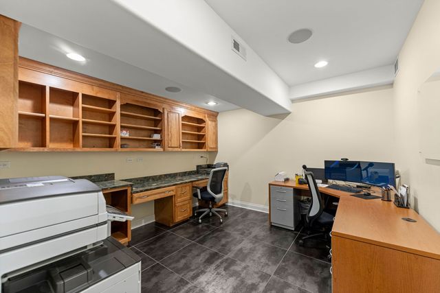 24104 S Old Farm Road, Manhattan, IL 60442