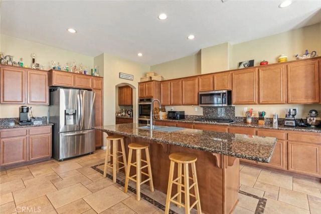 17970 Wildwood Creek Rd, Riverside, CA 92504