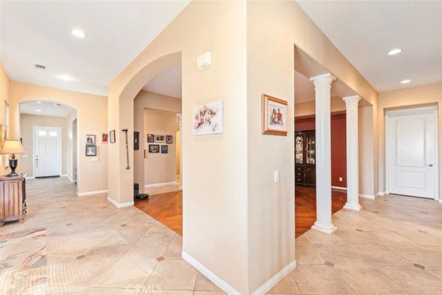 17970 Wildwood Creek Rd, Riverside, CA 92504