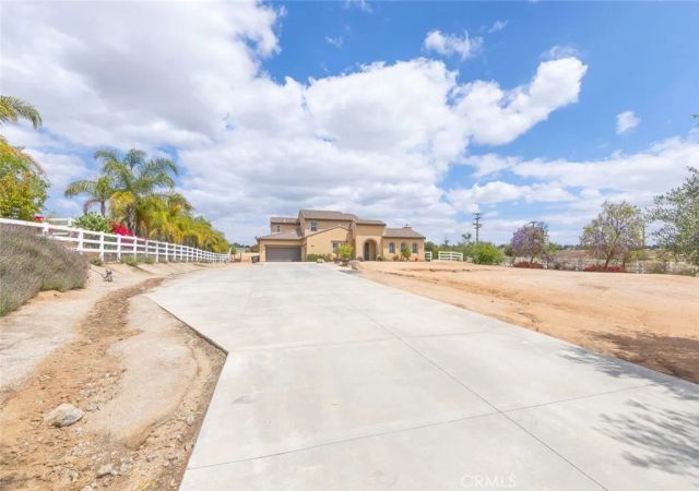 17970 Wildwood Creek Rd, Riverside, CA 92504