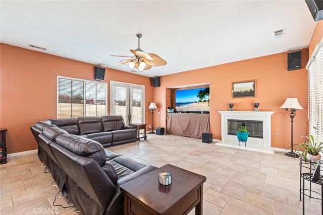 17970 Wildwood Creek Rd, Riverside, CA 92504