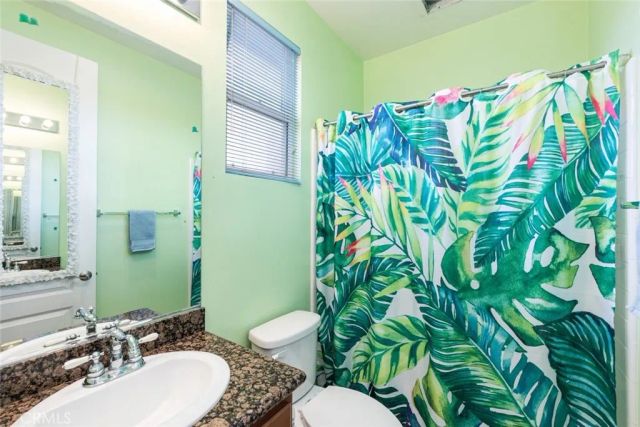 17970 Wildwood Creek Rd, Riverside, CA 92504