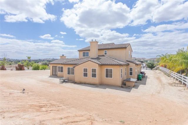 17970 Wildwood Creek Rd, Riverside, CA 92504