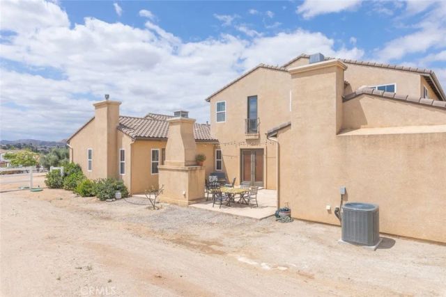 17970 Wildwood Creek Rd, Riverside, CA 92504