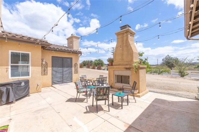 17970 Wildwood Creek Rd, Riverside, CA 92504
