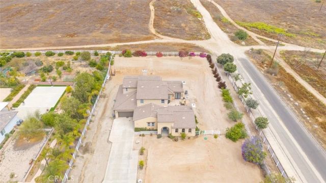 17970 Wildwood Creek Rd, Riverside, CA 92504