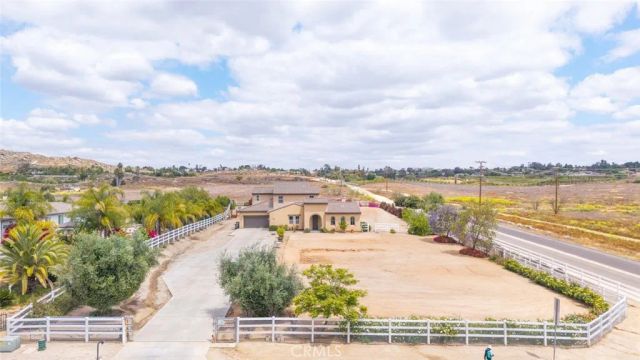 17970 Wildwood Creek Rd, Riverside, CA 92504