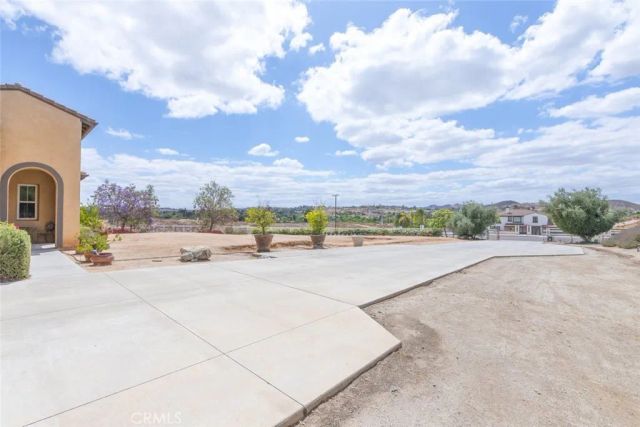17970 Wildwood Creek Rd, Riverside, CA 92504