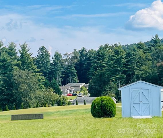 114 Major Way, Hendersonville, NC 28792