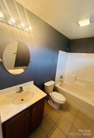 114 Major Way, Hendersonville, NC 28792