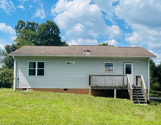 114 Major Way, Hendersonville, NC 28792