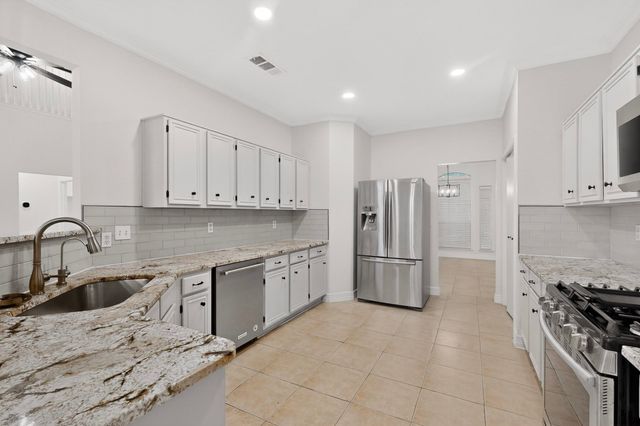 817 Edmonton Drive, Plano, TX 75075