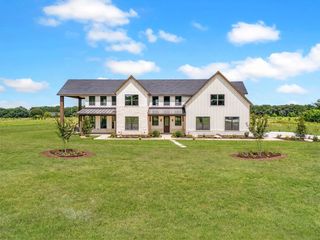 590 VZ CR 2147, Wills Point, TX 75103