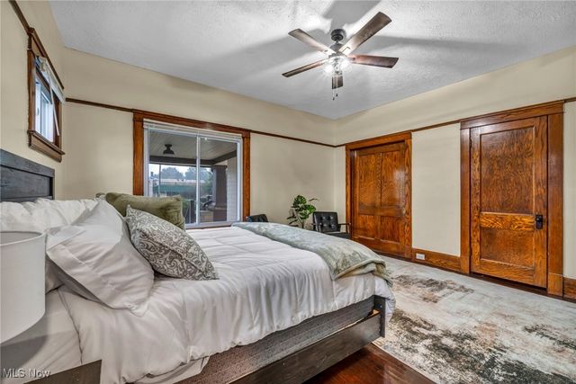 2884 Noble Road, Cleveland Heights, OH 44121