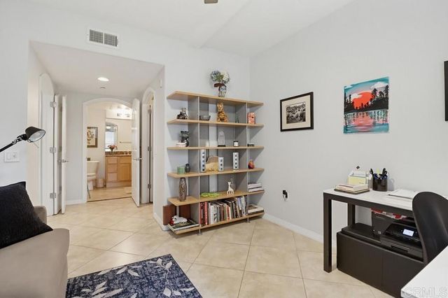 301 W G St 321, San Diego, CA 92101