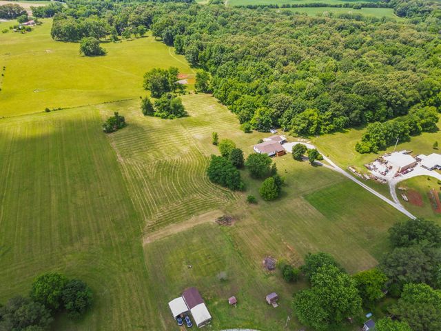 4919 Pulliam Hardaway Rd, Springfield, TN 37172