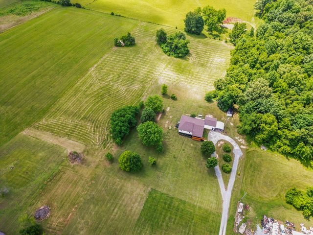 4919 Pulliam Hardaway Rd, Springfield, TN 37172