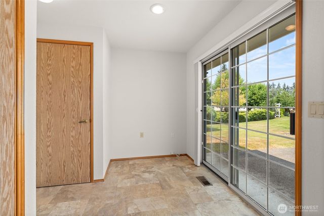1229 Searle Drive, Centralia, WA 98531