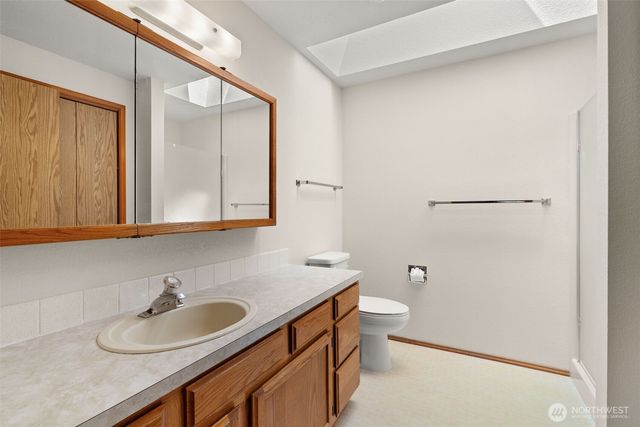 1229 Searle Drive, Centralia, WA 98531