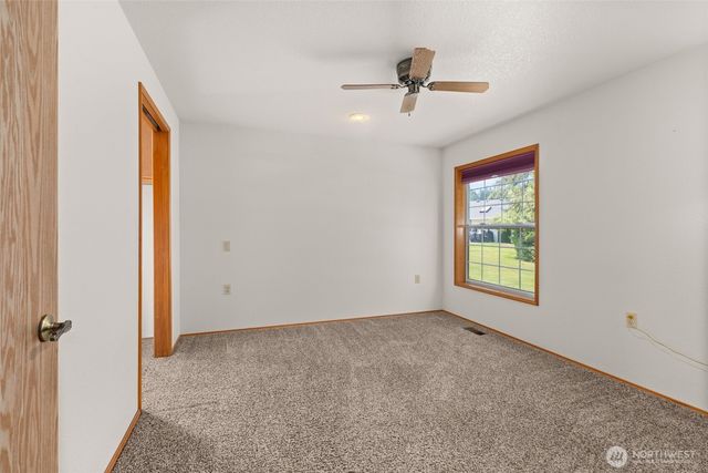 1229 Searle Drive, Centralia, WA 98531