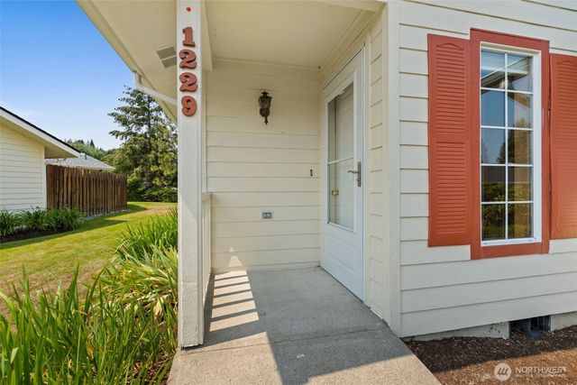1229 Searle Drive, Centralia, WA 98531
