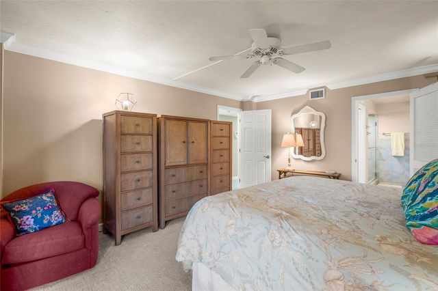 5780 MIDNIGHT PASS ROAD B105, Sarasota, FL 34242