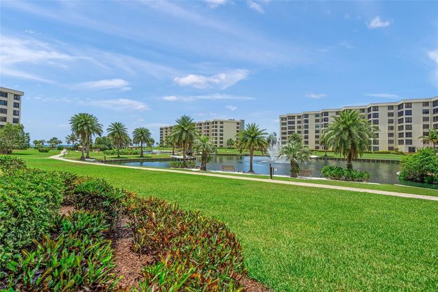 5780 MIDNIGHT PASS ROAD B105, Sarasota, FL 34242