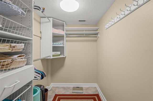 5780 MIDNIGHT PASS ROAD B105, Sarasota, FL 34242